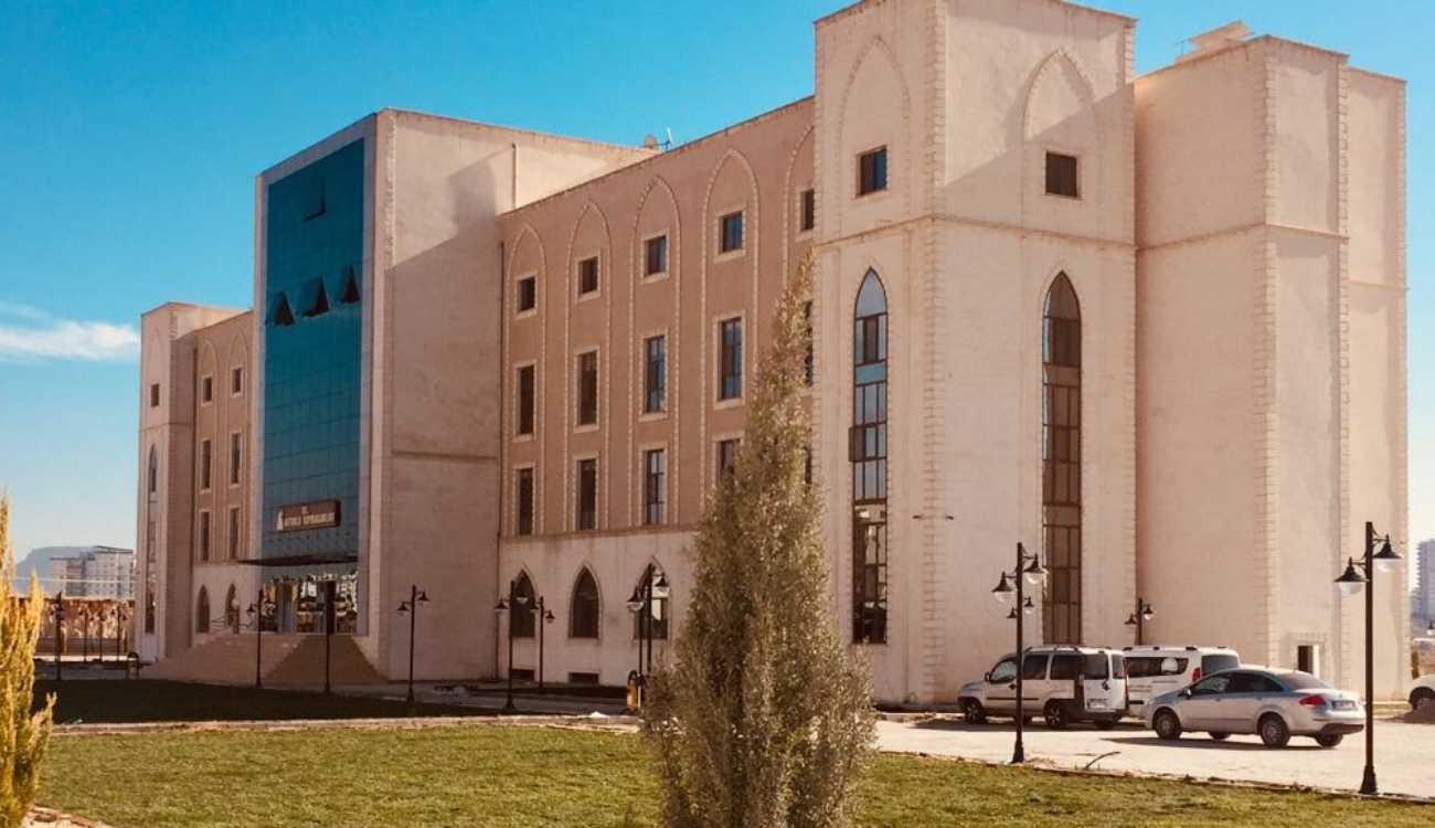 Mardin Artuklu Hükümet Konağı