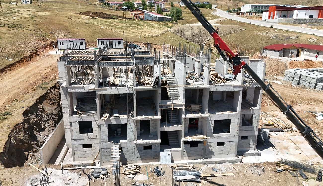 Bayburt Aydıntepe Ahmet Yesevi Mahallesi Konut ve Dükkan Projesi