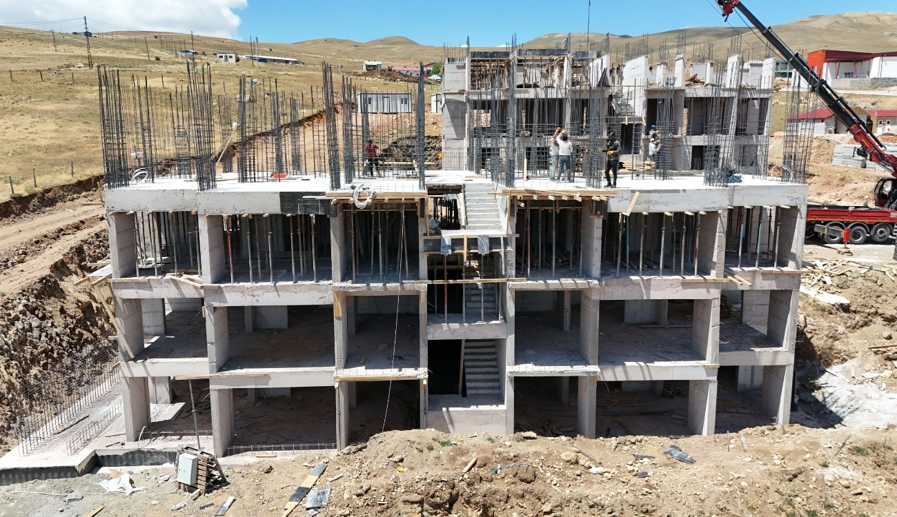 Bayburt Aydıntepe Ahmet Yesevi Mahallesi Konut ve Dükkan Projesi